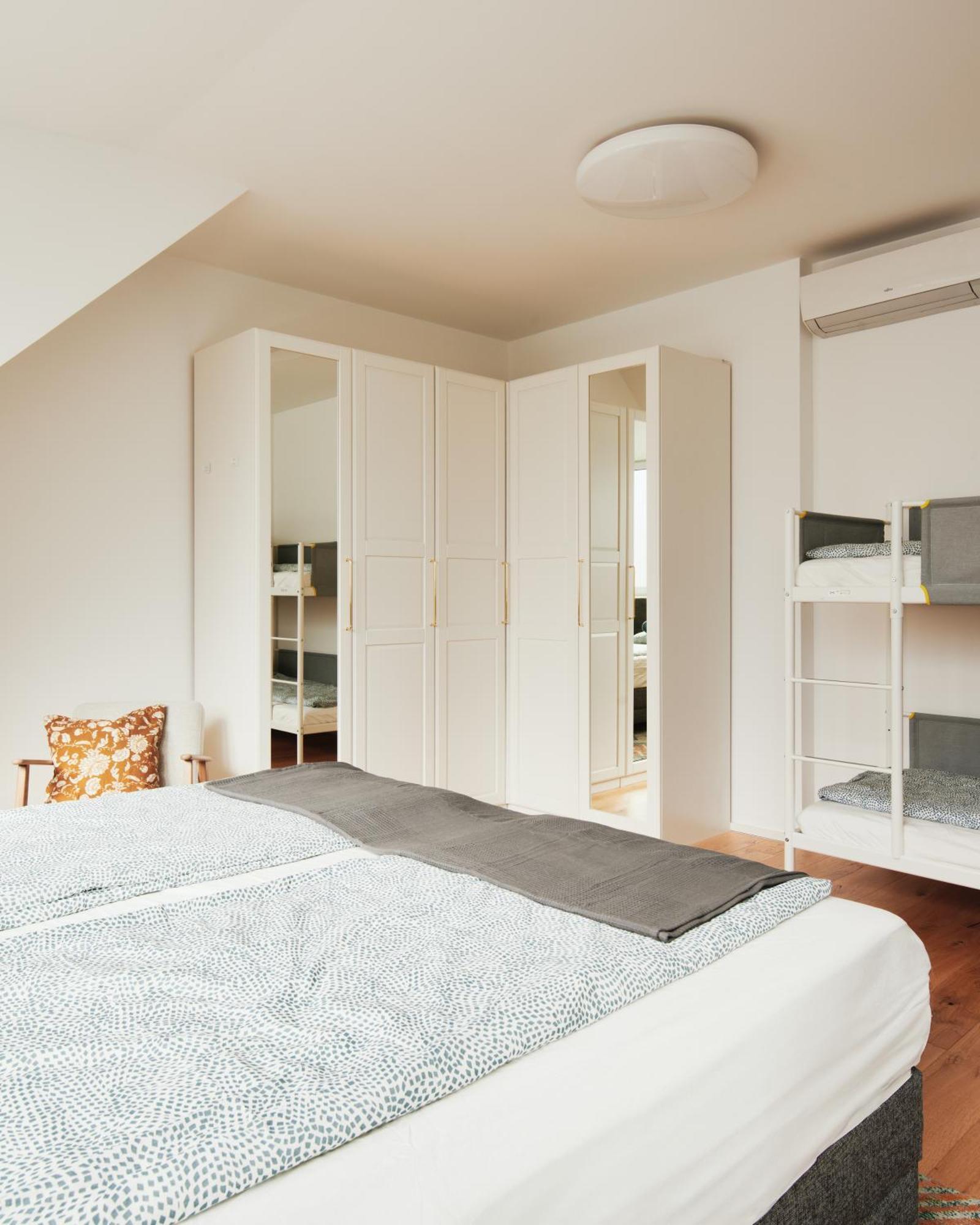 New Spacious Ultra-Modern Apartment In Wien Westbahnhof Exterior photo